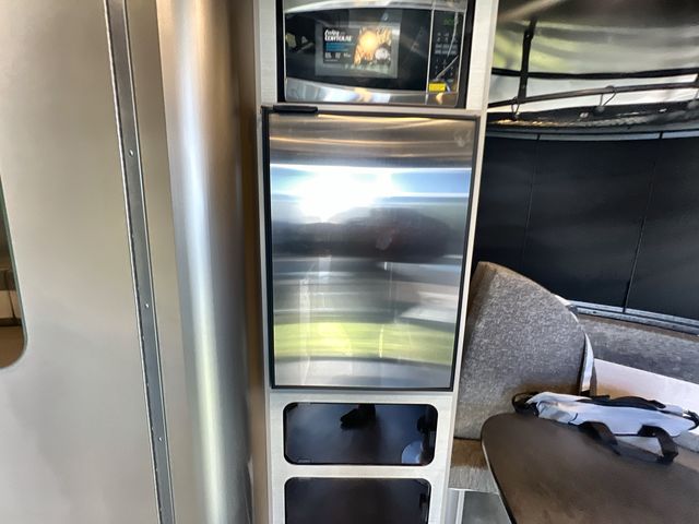2026 Airstream 20Xe Base