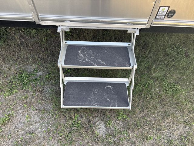 2025 Airstream 30RBQ Base