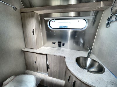 2025 Airstream 30RBQ Base
