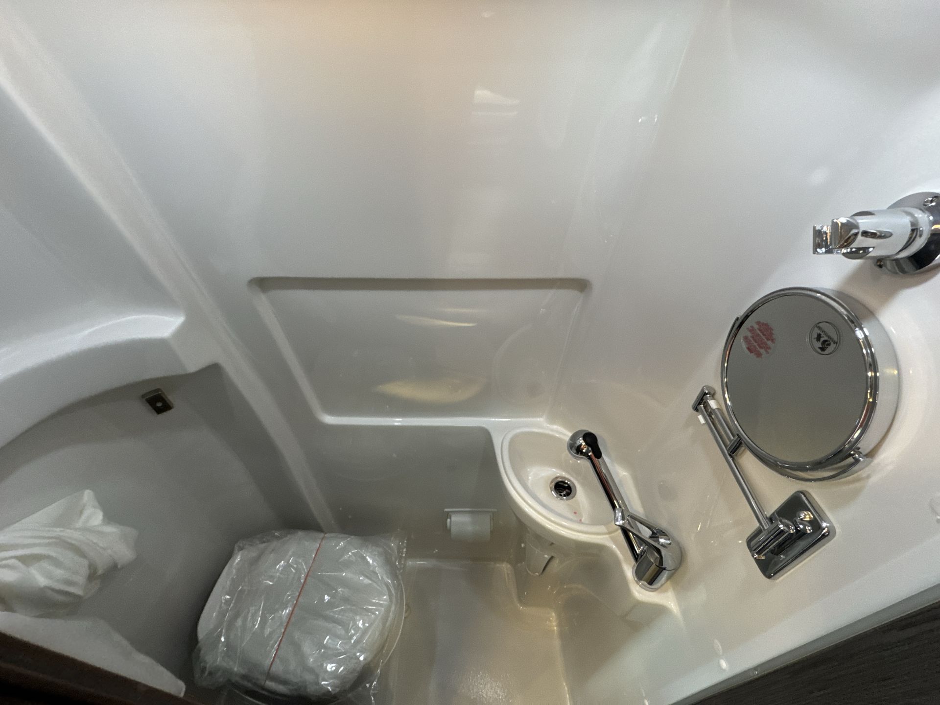 2025 Airstream 24GL Base