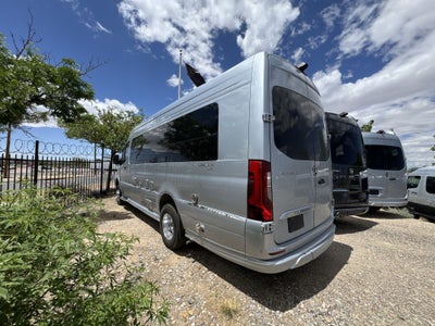 2025 Airstream 24GL Base