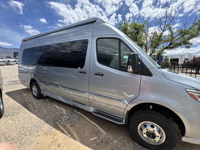 2025 Airstream 24GL Base