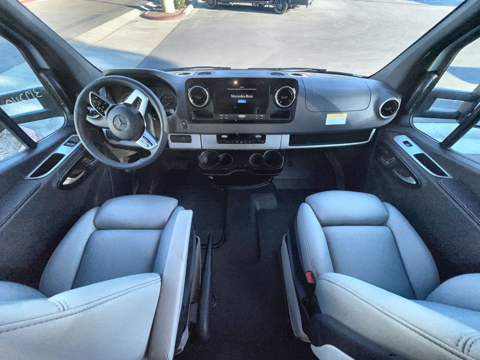 2026 Airstream Murphy Suite Base