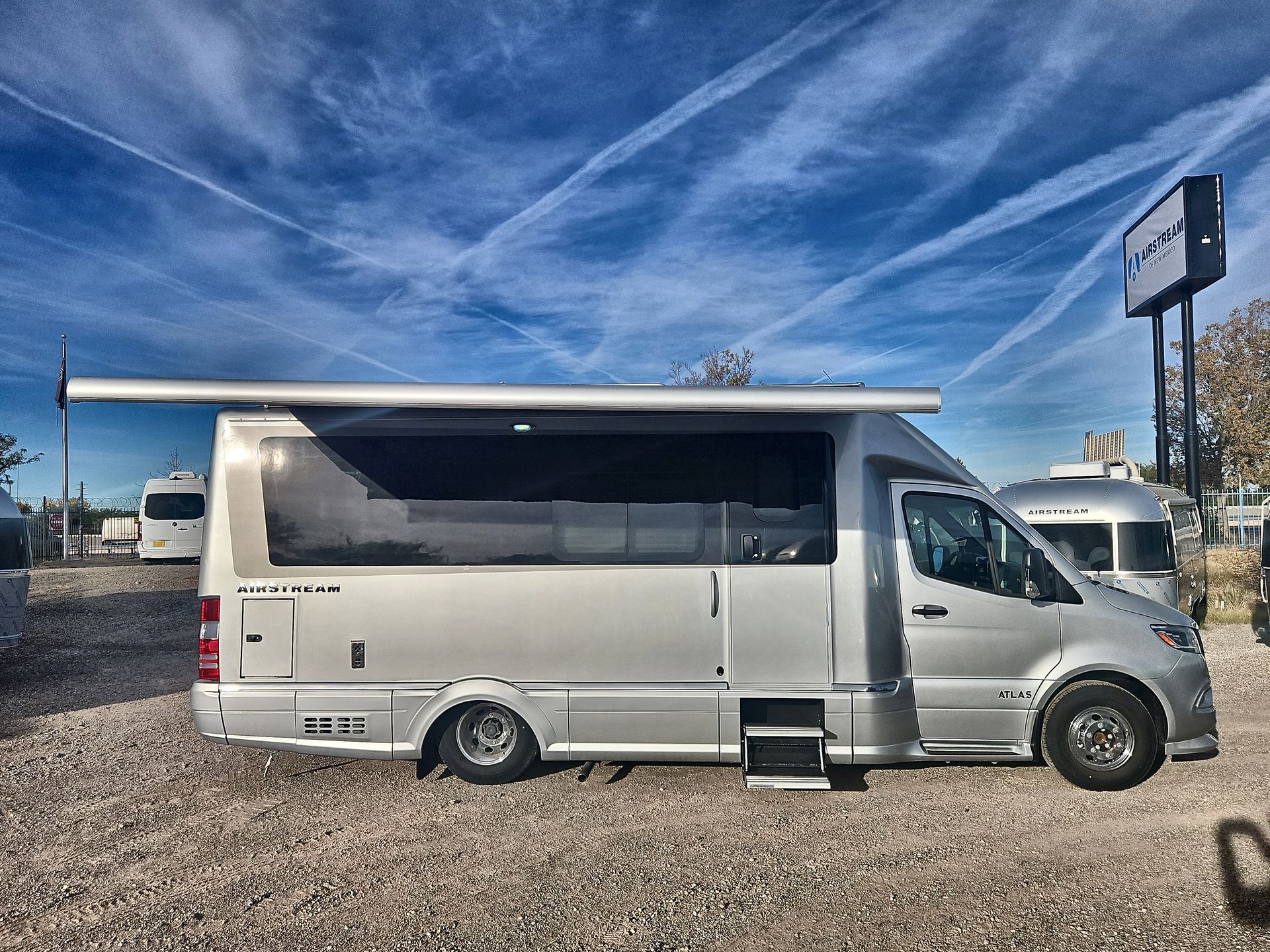 2026 Airstream 30RBT Base