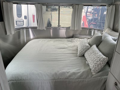 2025 Airstream 23FBQ Base