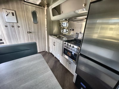 2026 Airstream 23FBT Base