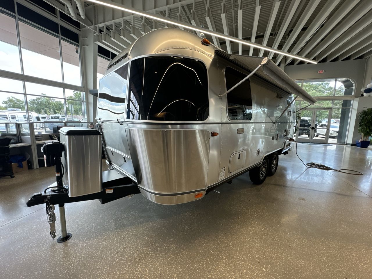 2026 Airstream 23FBT Base