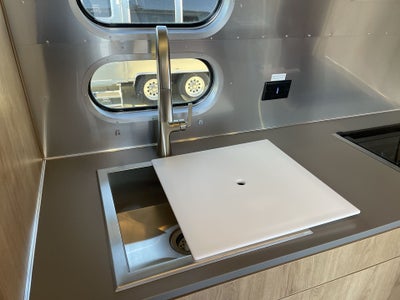 2025 Airstream 23FBQ Base