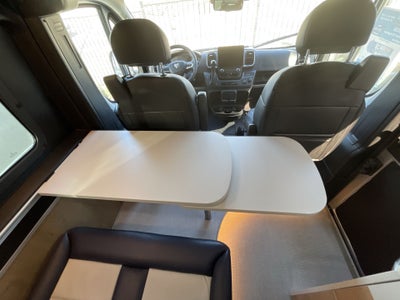 2026 Airstream Rangeline Base