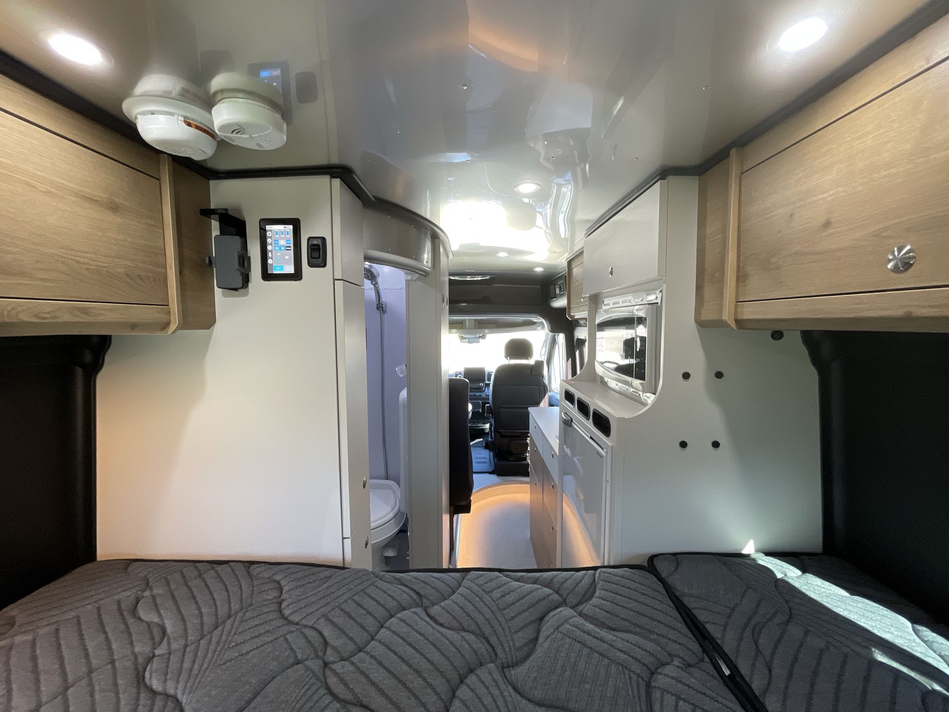 2026 Airstream Rangeline Base