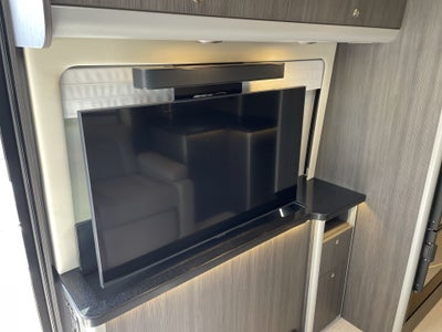 2026 Airstream Murphy Suite Base