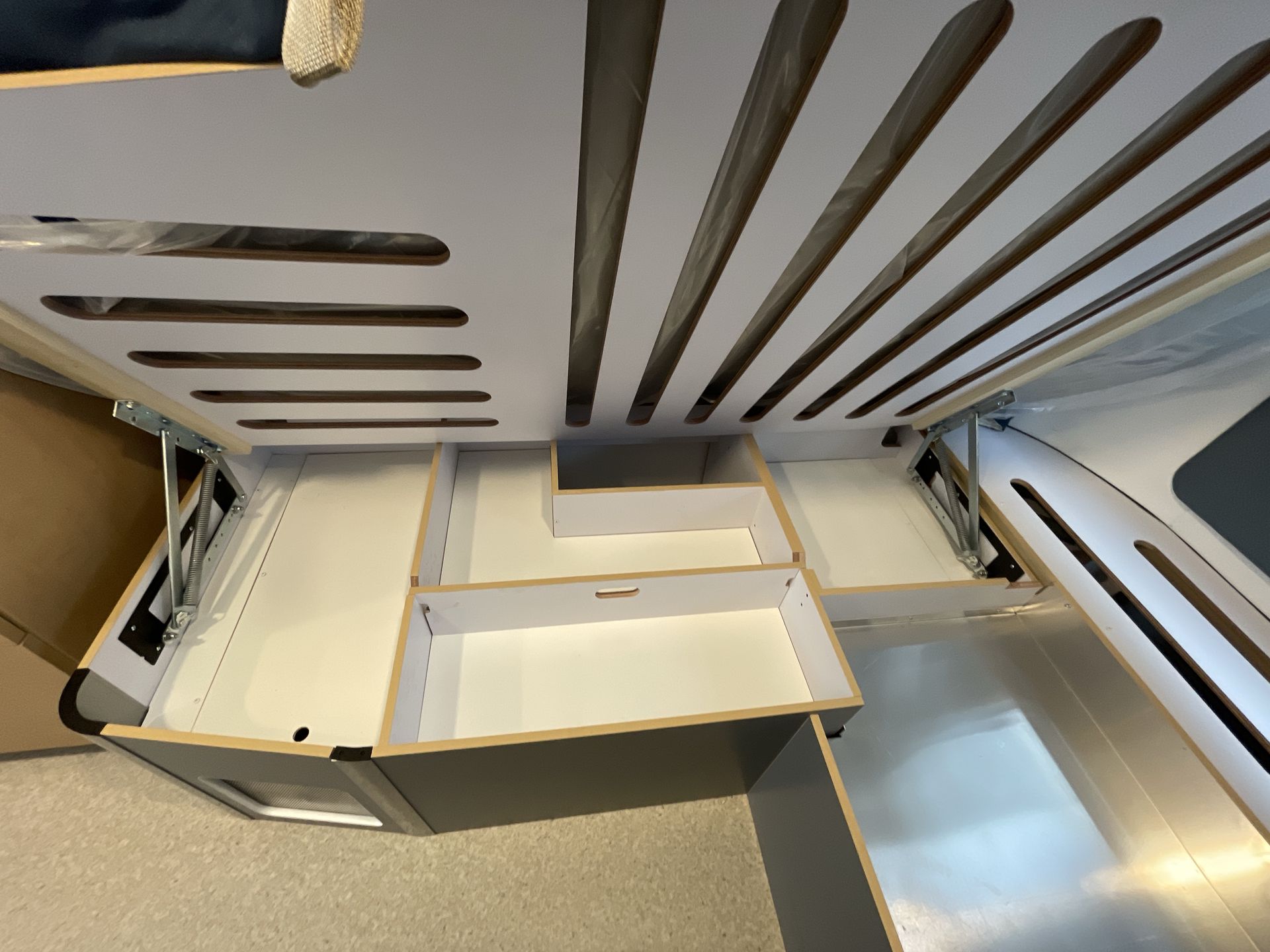 2026 Airstream 22RB Base