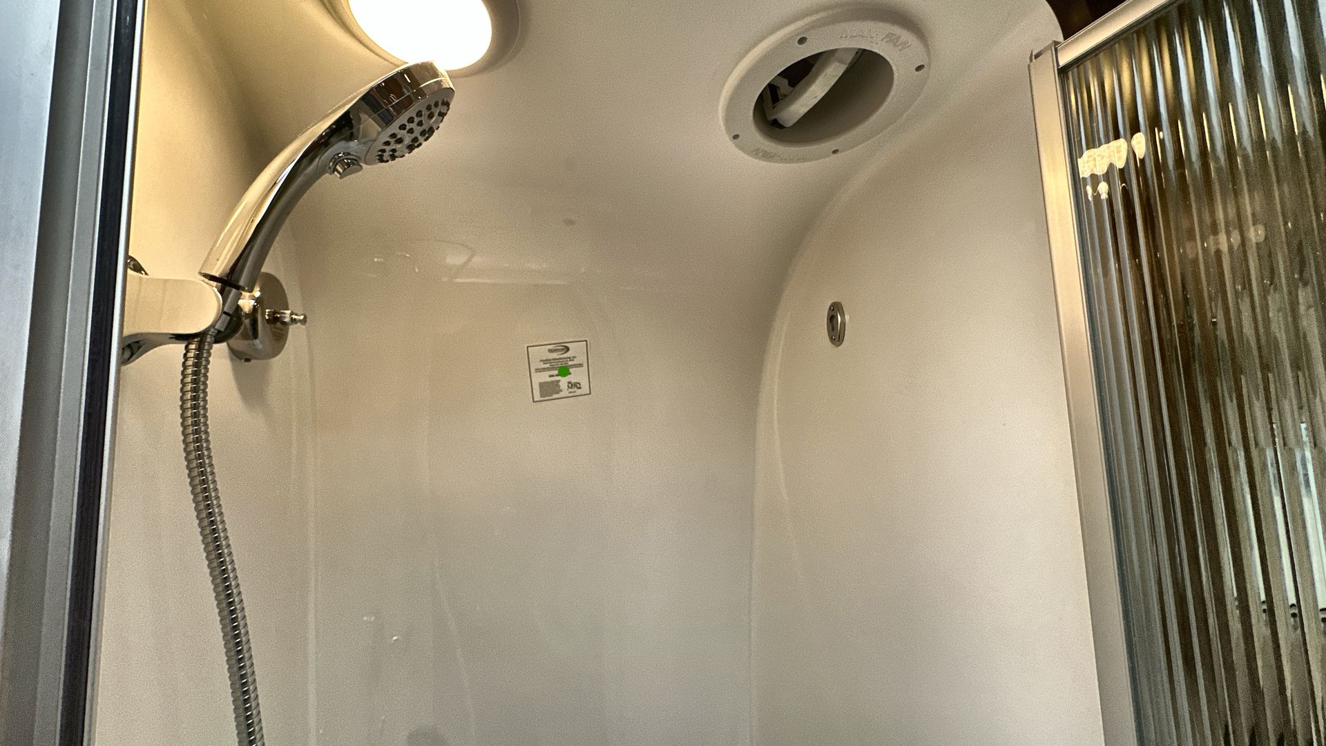 2025 Airstream 27FBQ Base