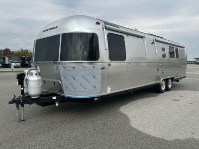 2026 Airstream 33FBQ Base
