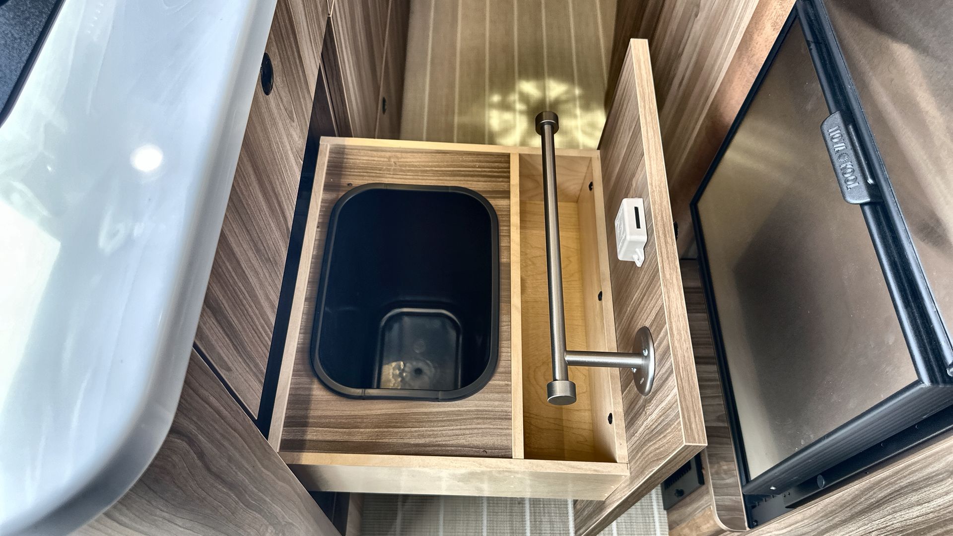 2025 Airstream 24 GT Base