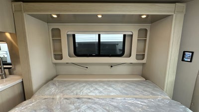 2026 Airstream Murphy Suite Base