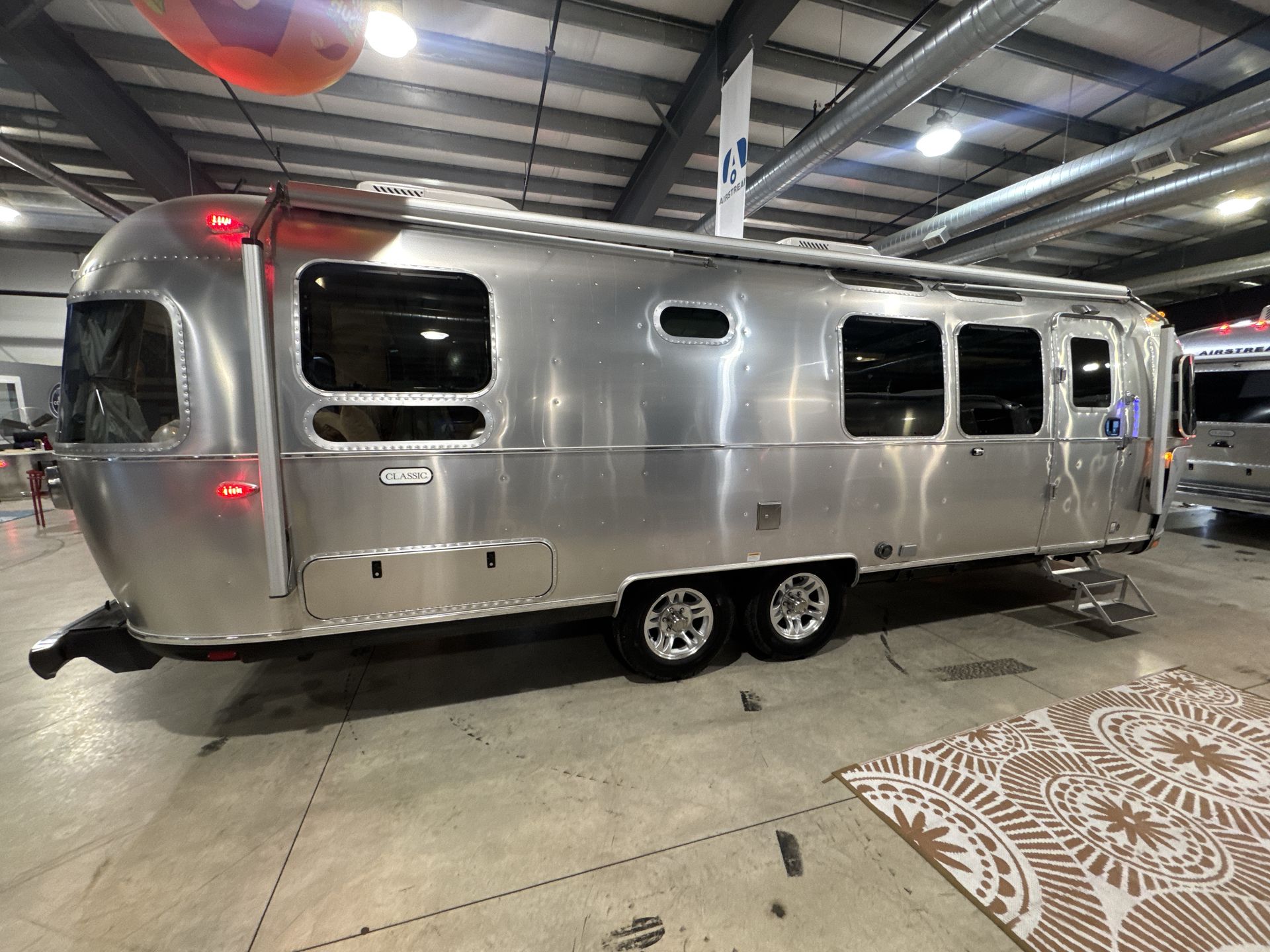 2026 Airstream 28RBT Base