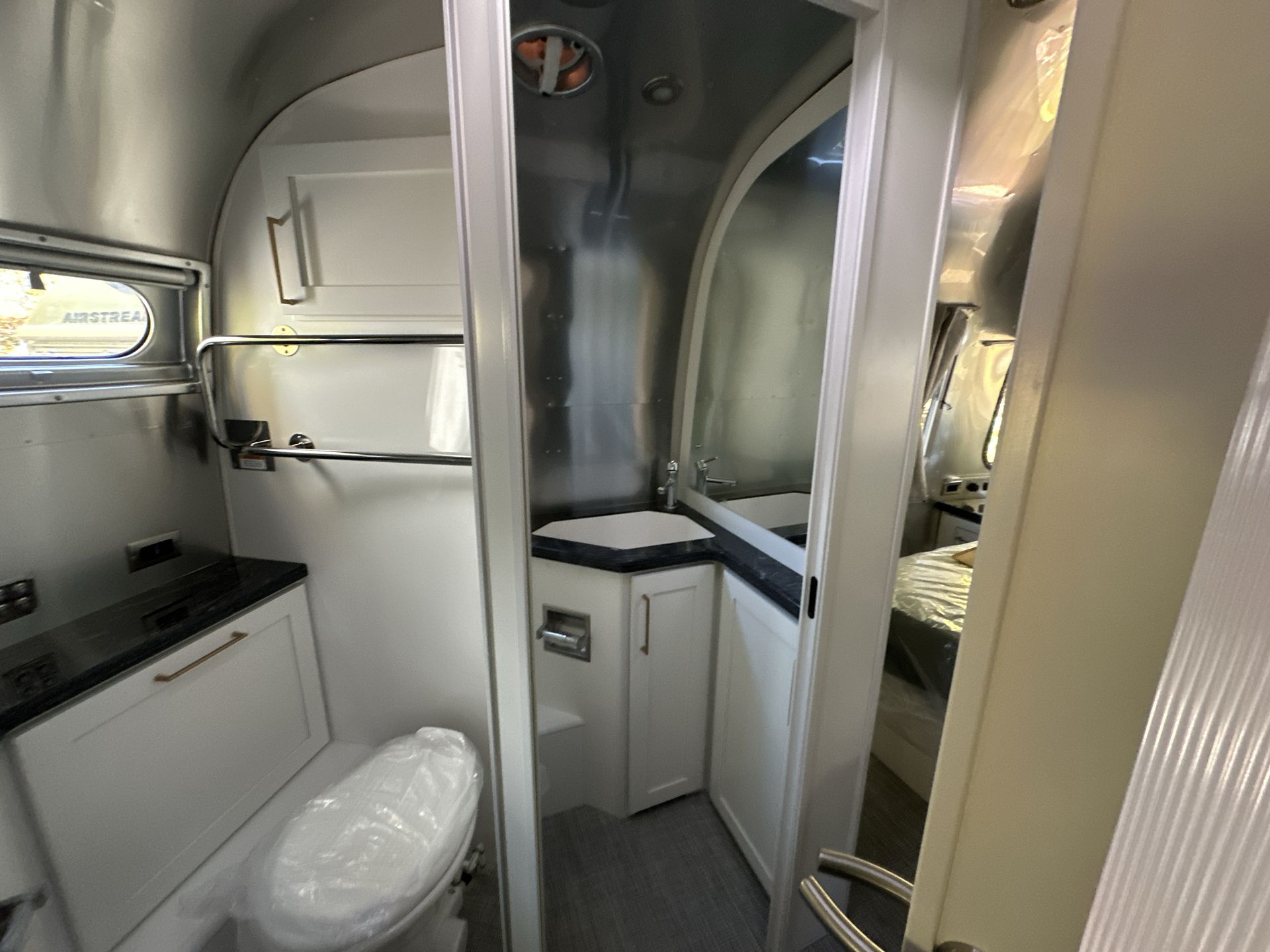 2025 Airstream 30RBQ Base