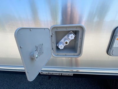 2026 Airstream 25FBT Base
