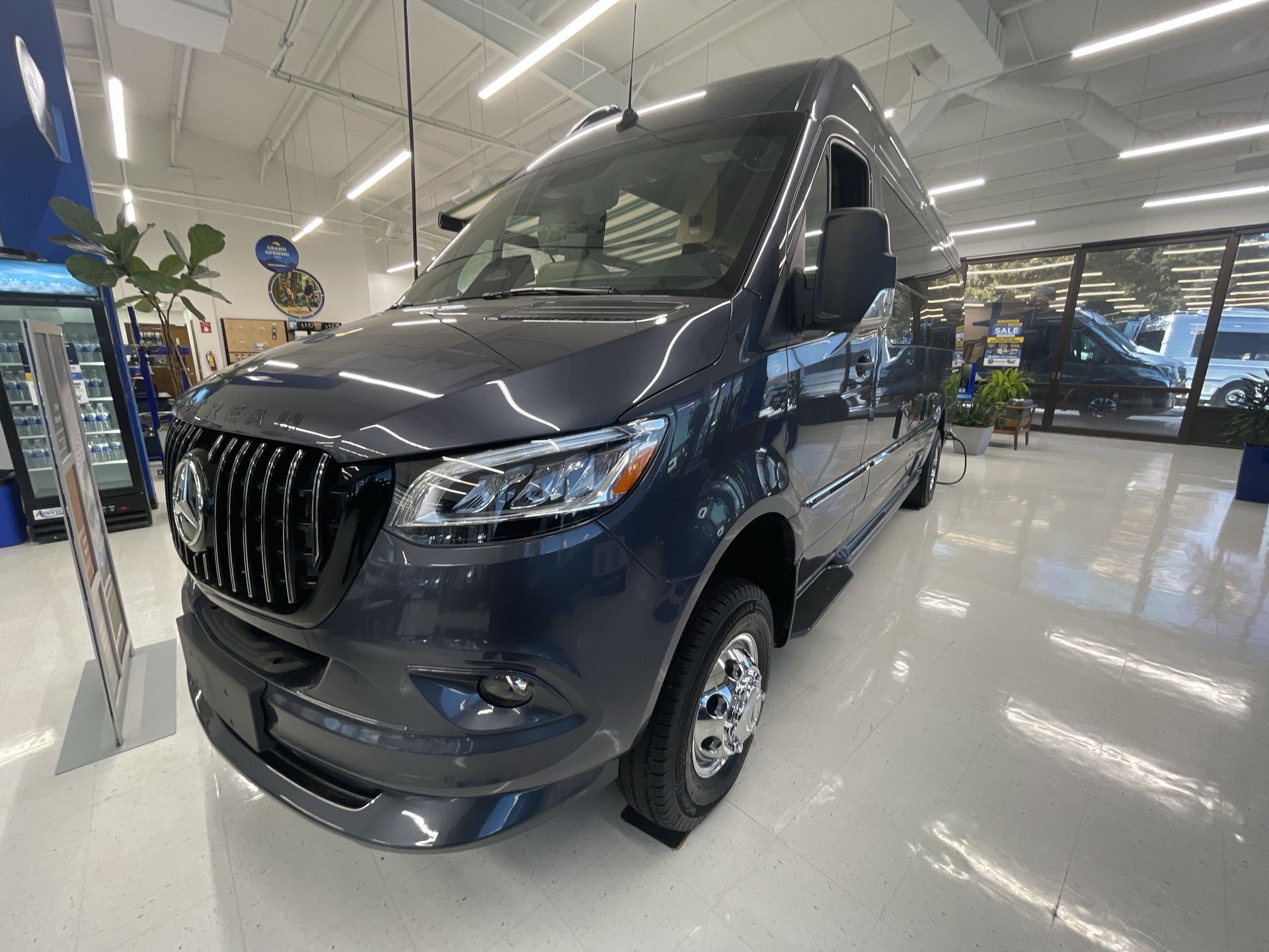 2026 Airstream 24GL Base