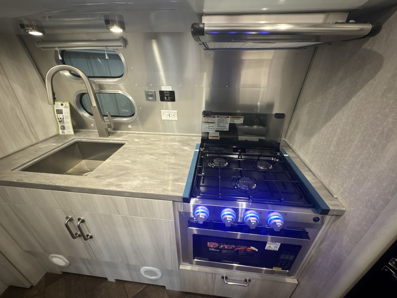 2026 Airstream 23FBT Base