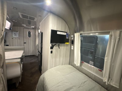2026 Airstream 23FBT Base
