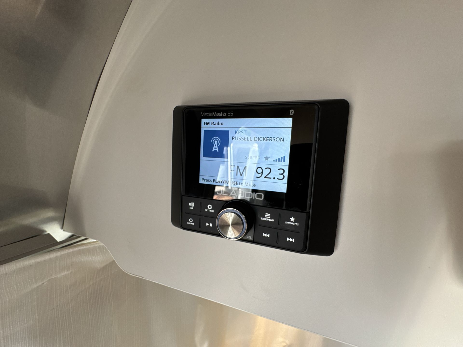 2025 Airstream 27FBT Base