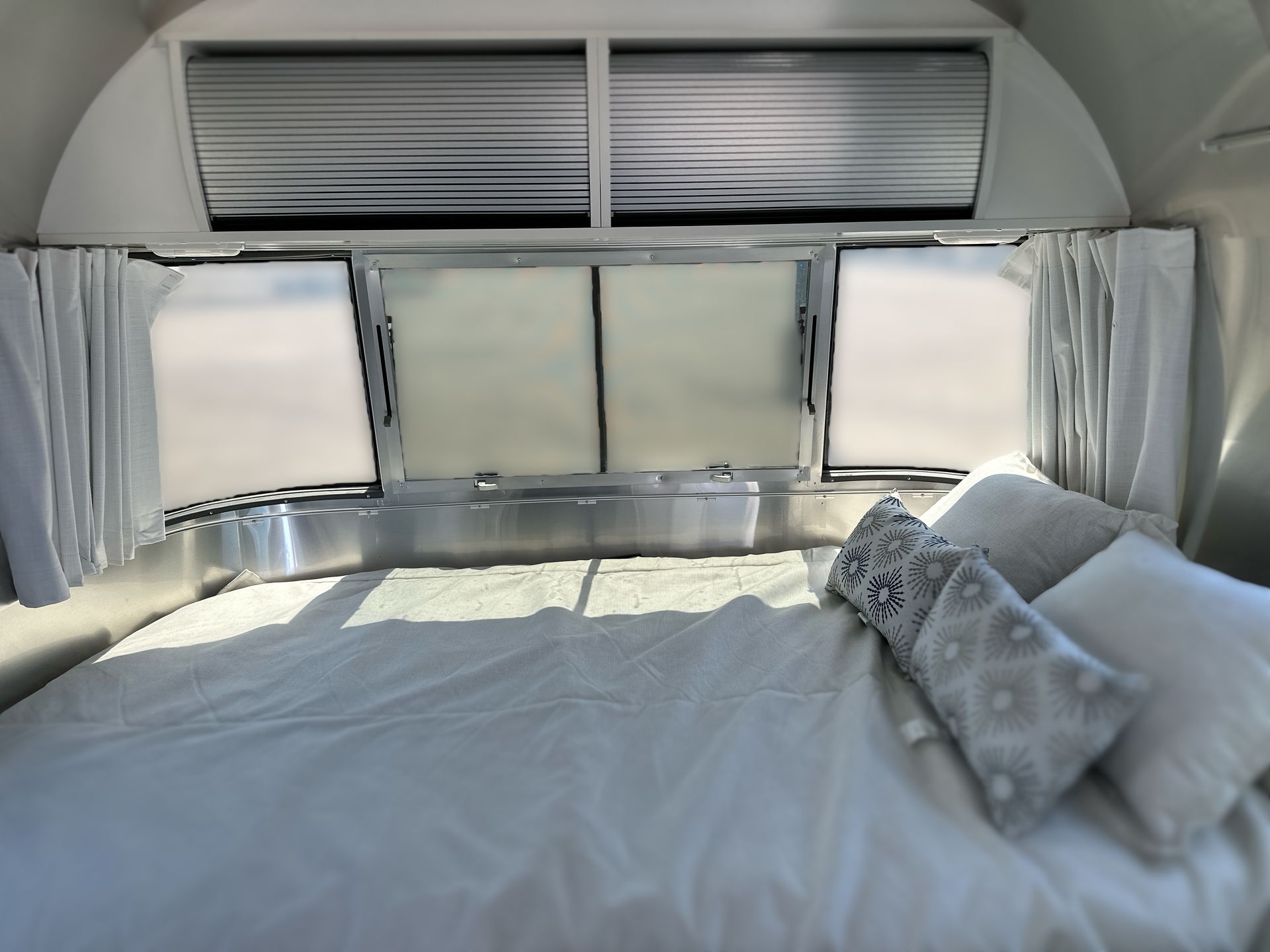 2025 Airstream 22FB Base