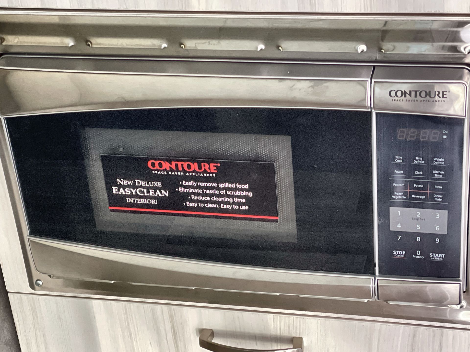 2026 Airstream 16RB Base