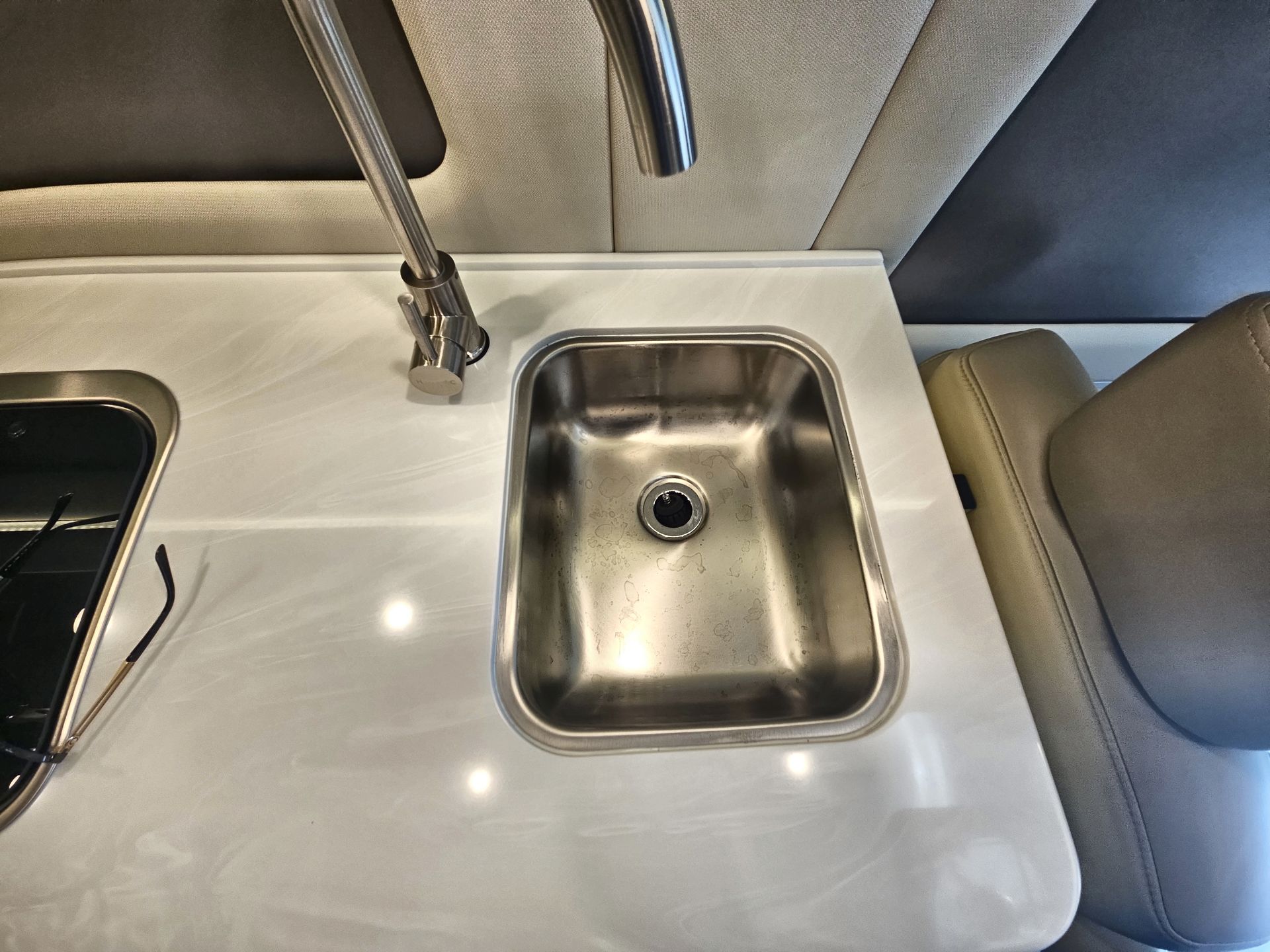 2025 Airstream 24GL Base