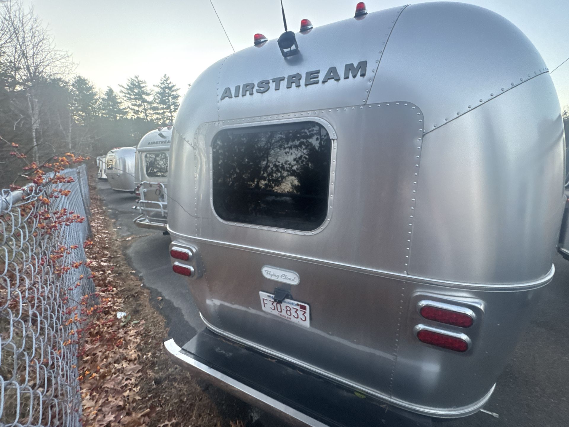 2022 Airstream 23FBQ Base