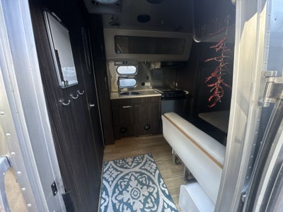 2017 Airstream 23FB Base