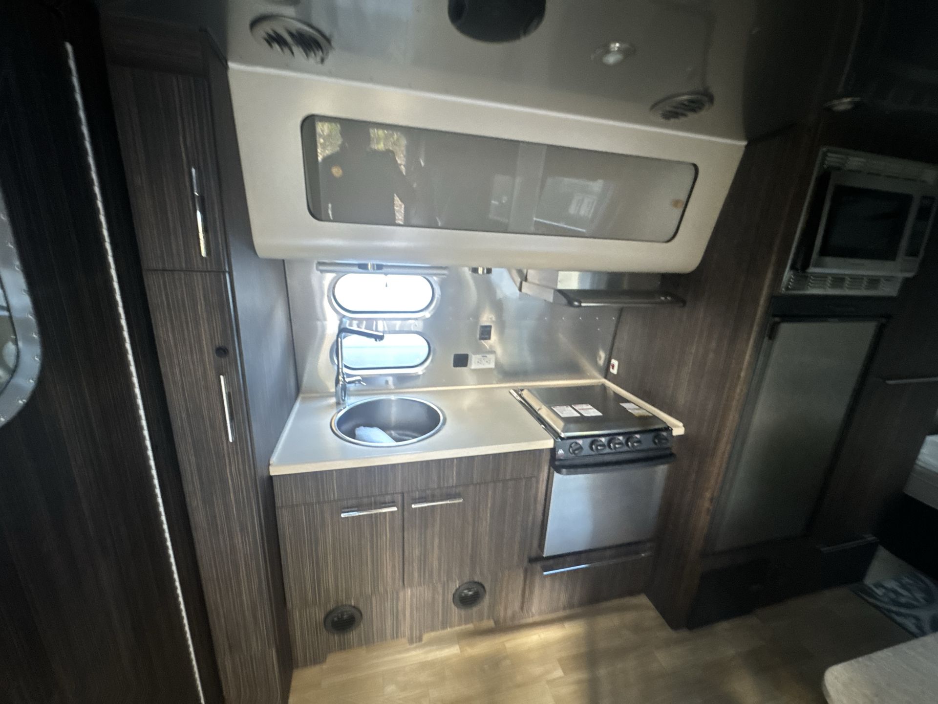 2017 Airstream 23FB Base