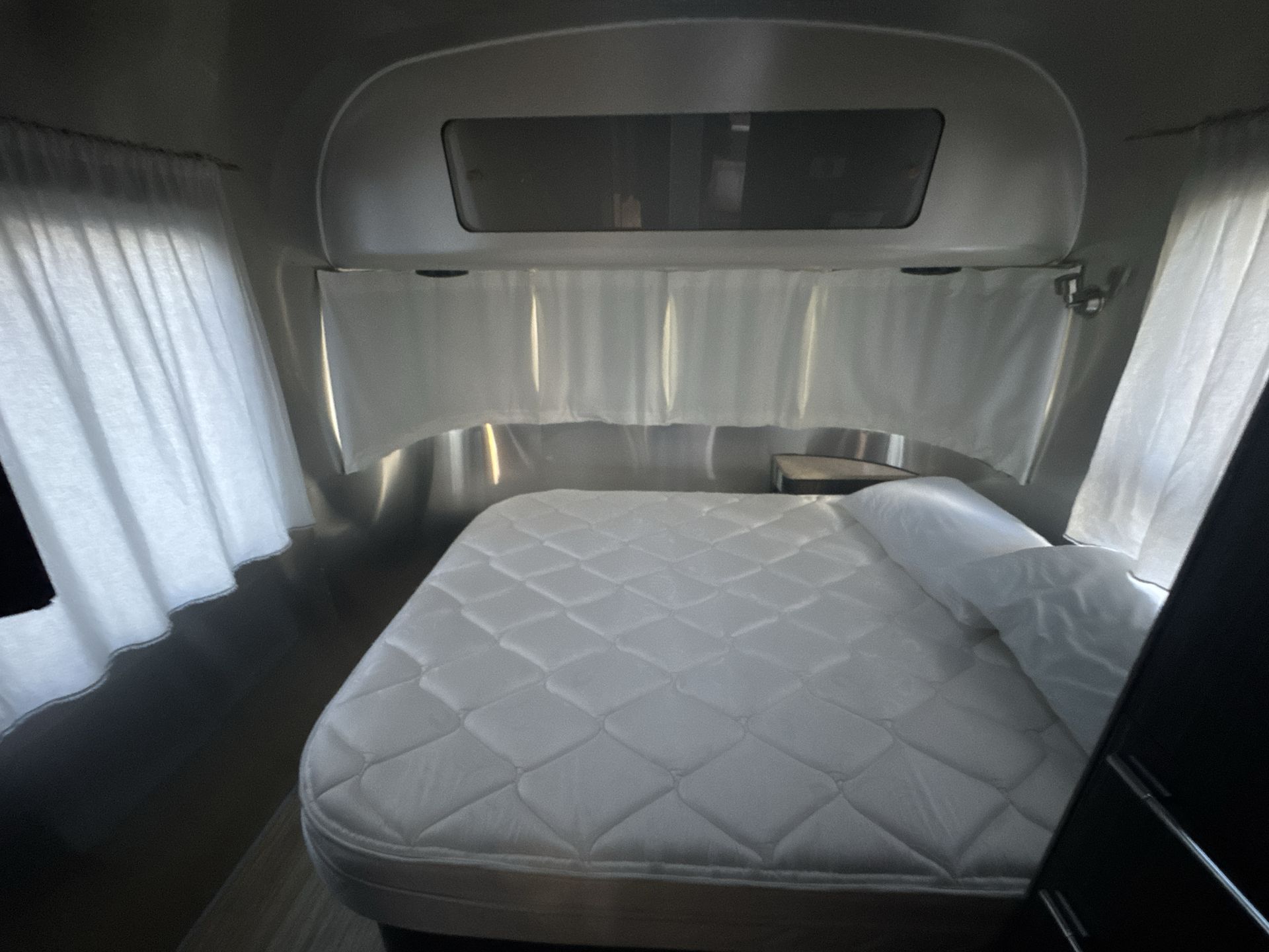 2017 Airstream 23FB Base
