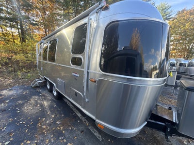 2017 Airstream 23FB Base