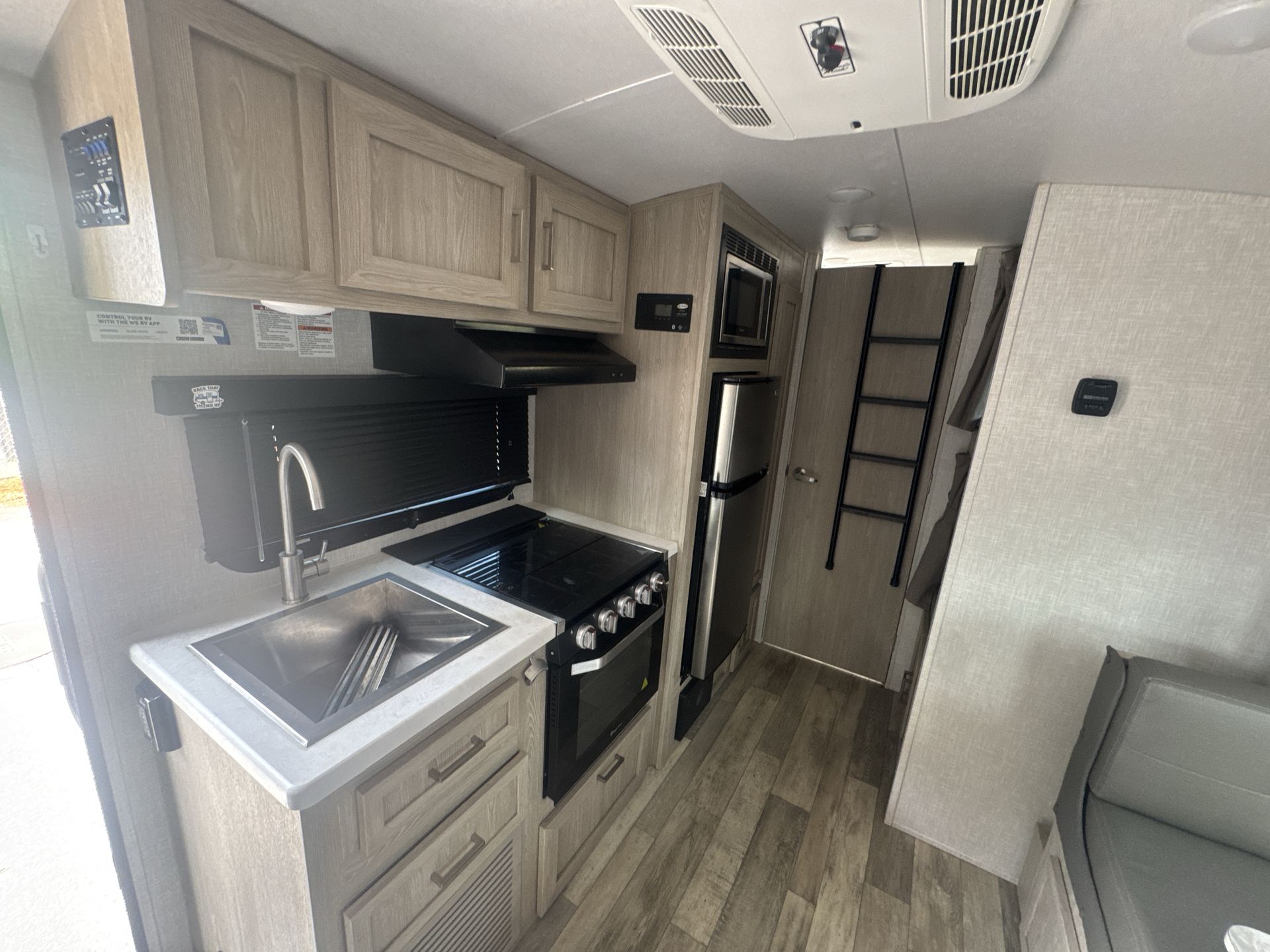 2022 Forest River 20BHS Base