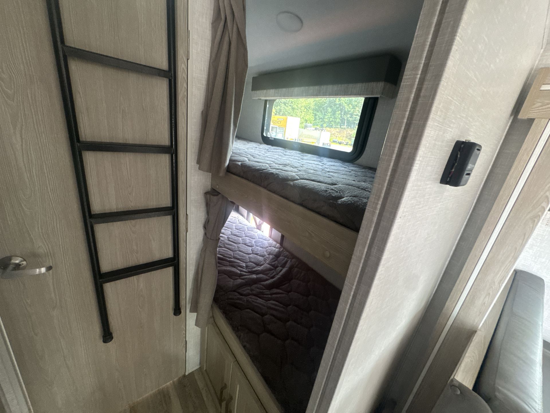 2022 Forest River 20BHS Base