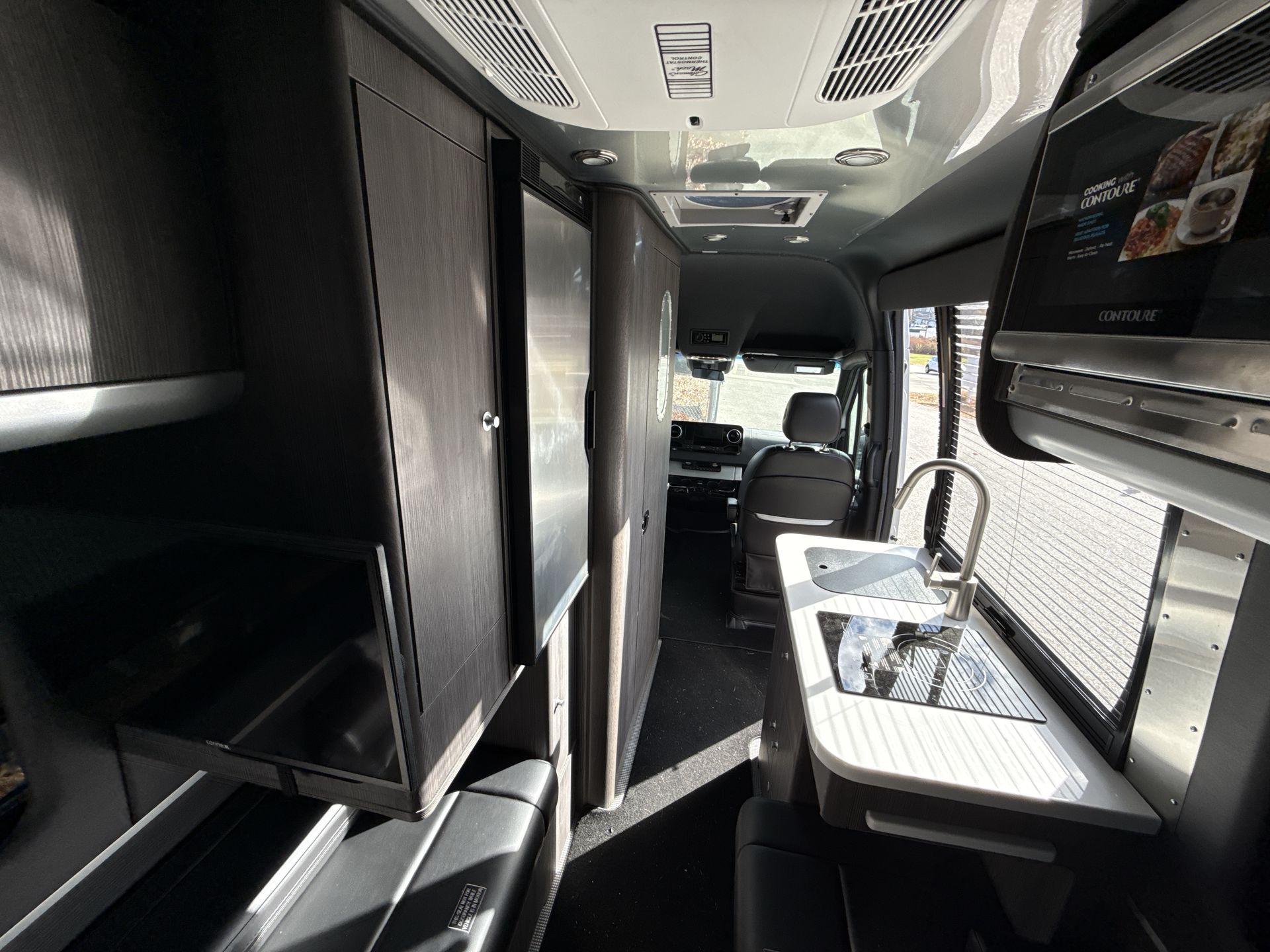2024 Airstream 19 E1 Base
