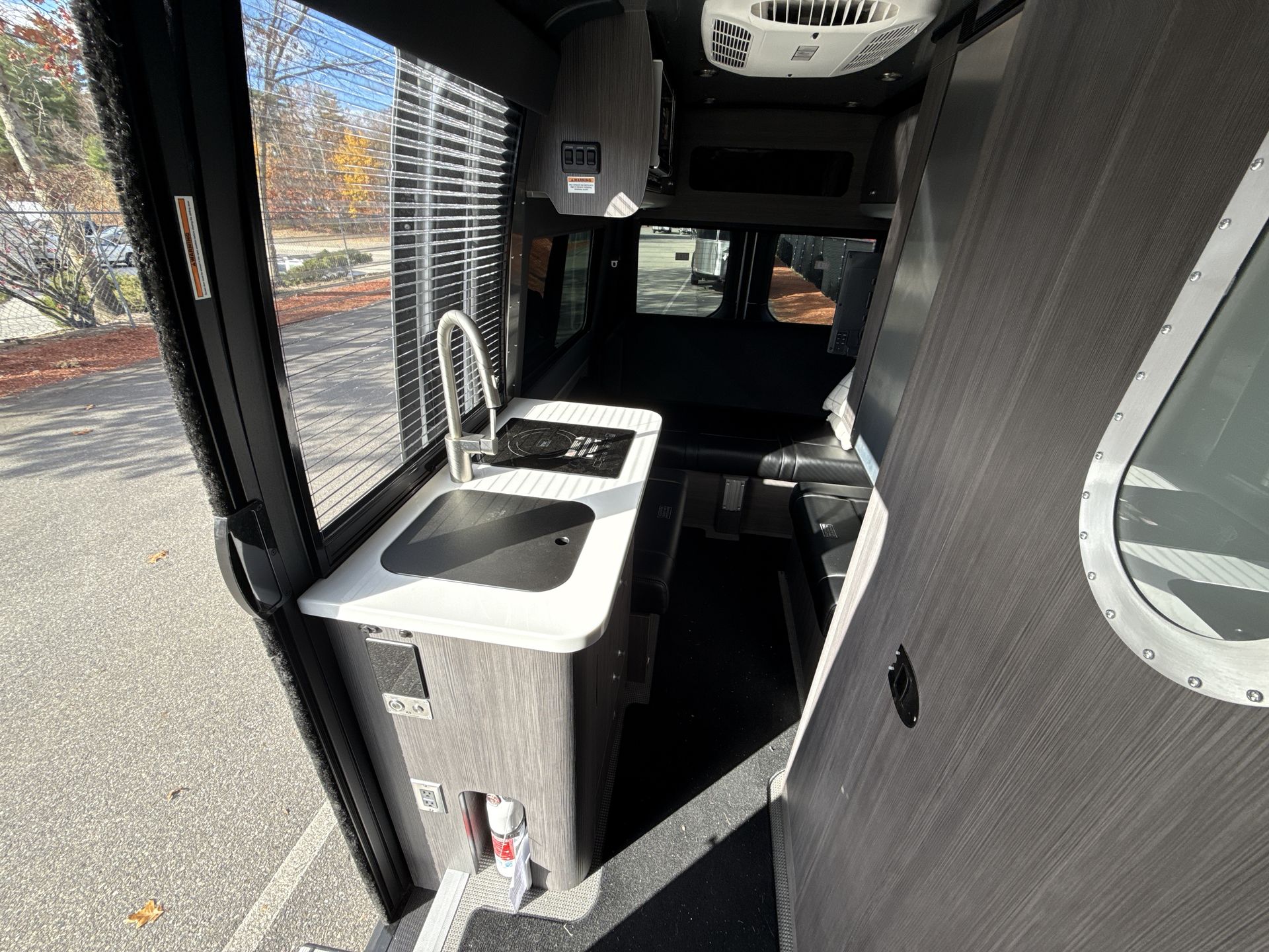 2024 Airstream 19 E1 Base