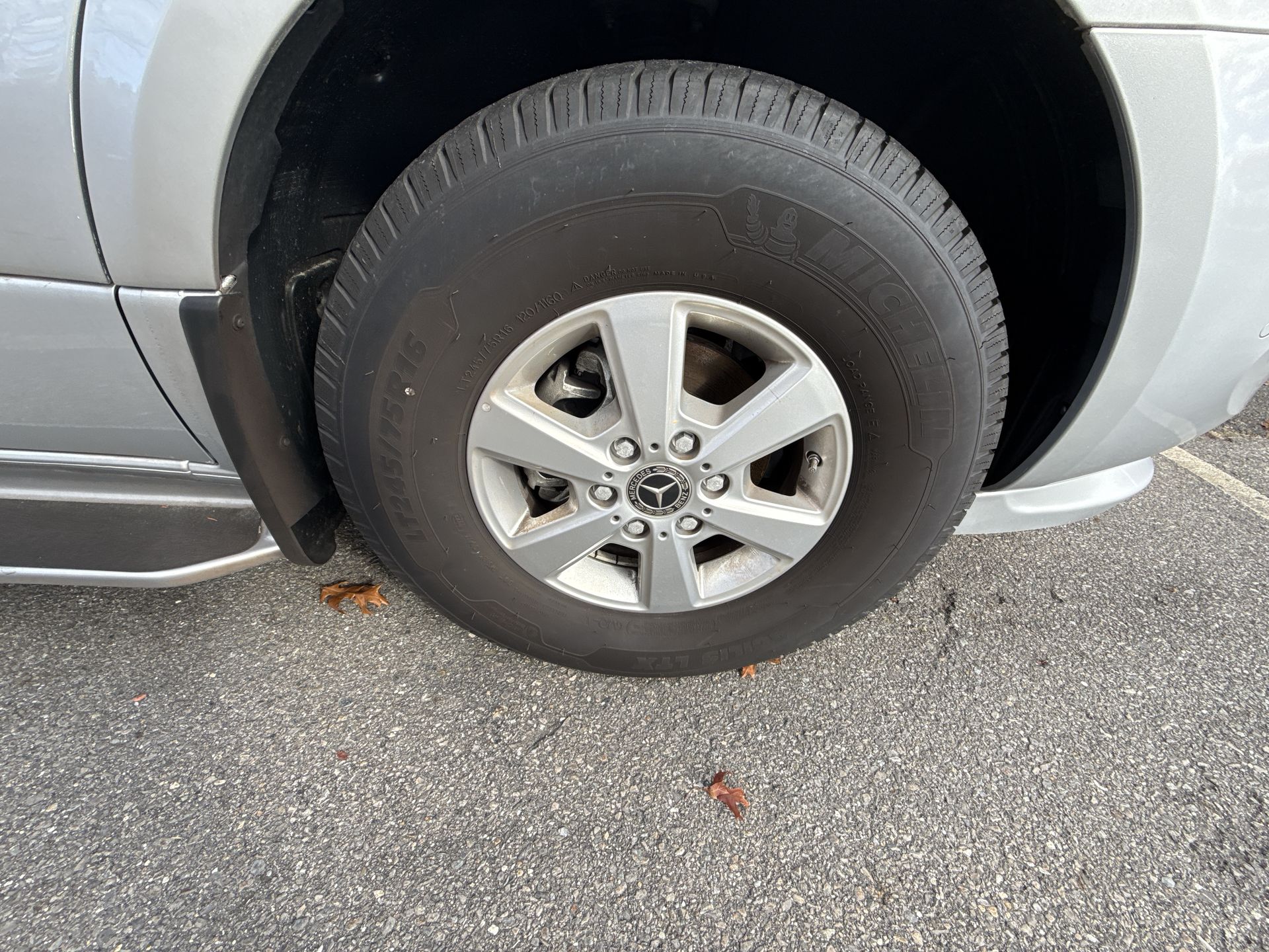 2024 Airstream 19 E1 Base