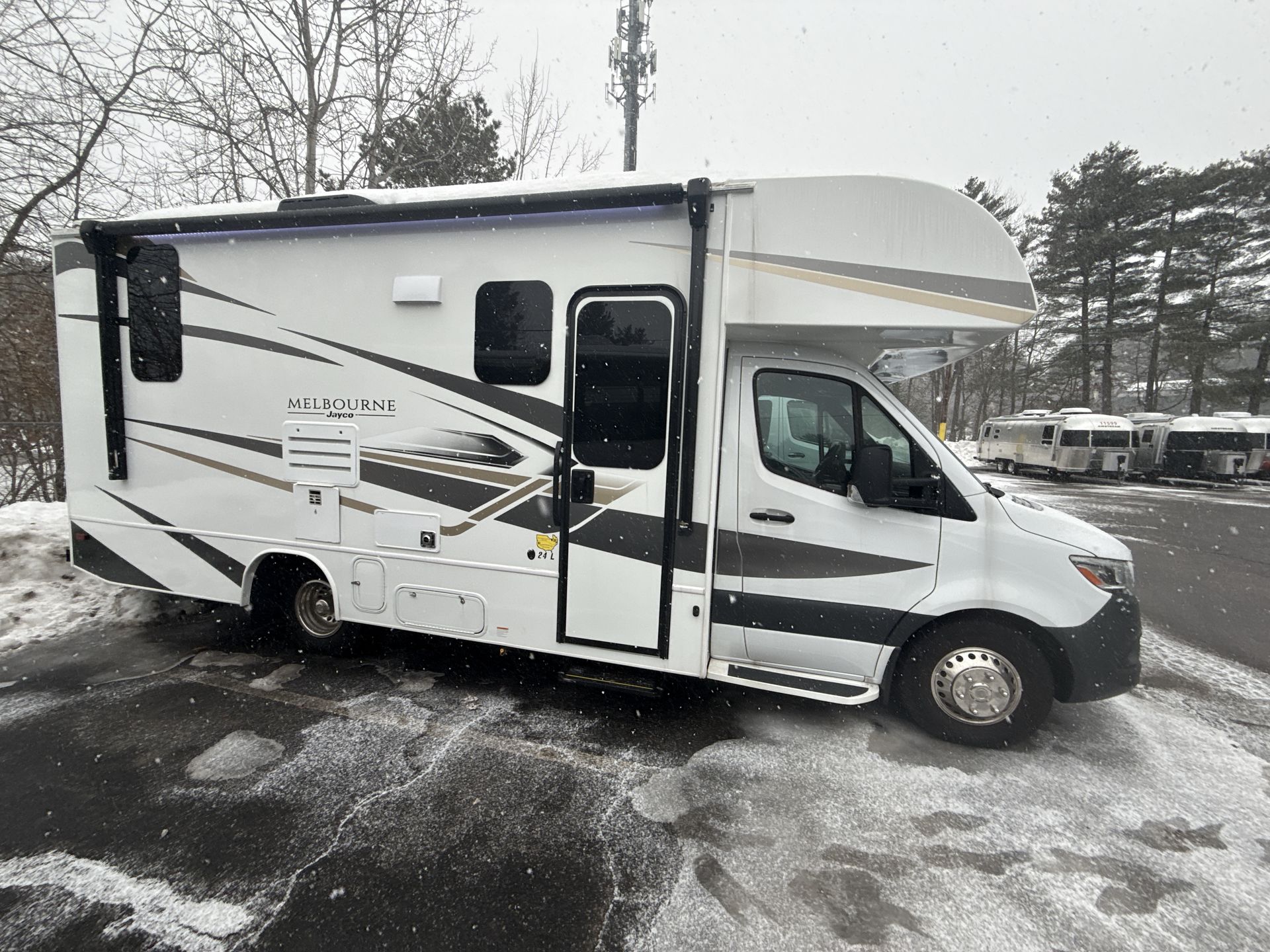 2023 Jayco 24L Base