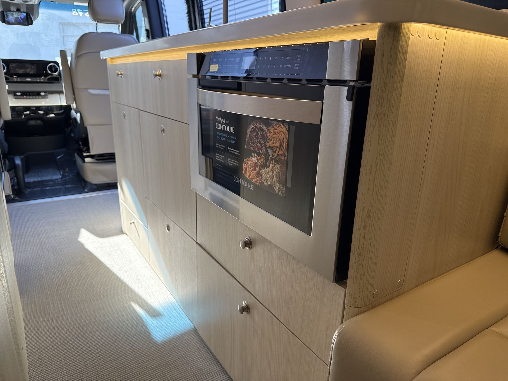 2025 Airstream 24GT Base