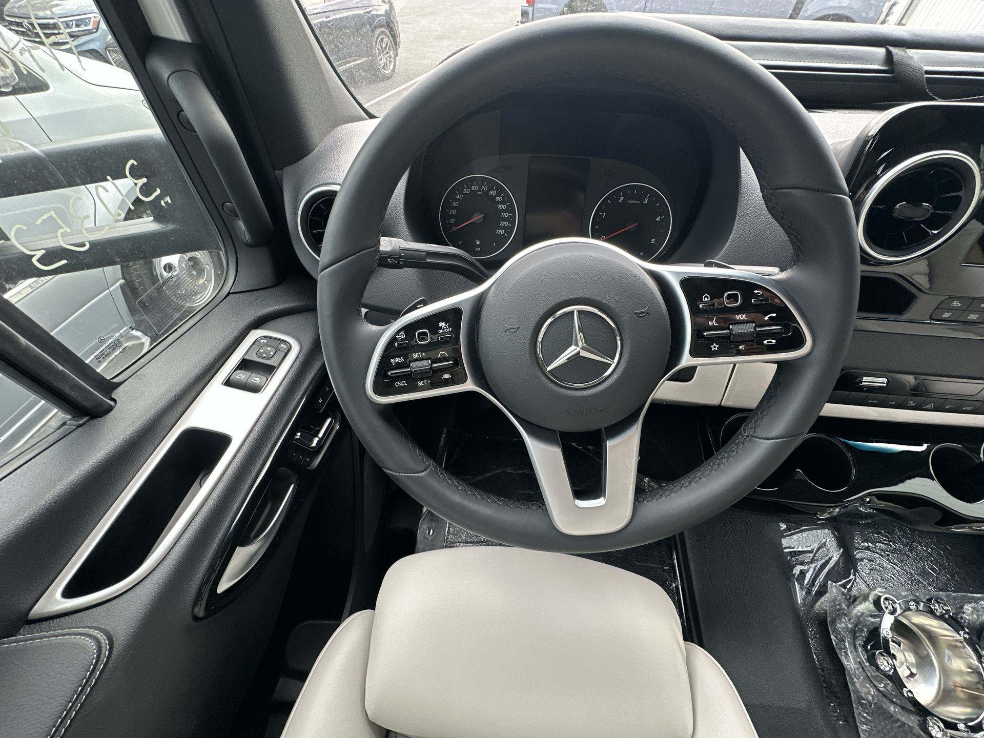 2026 Airstream Murphy Suite Base