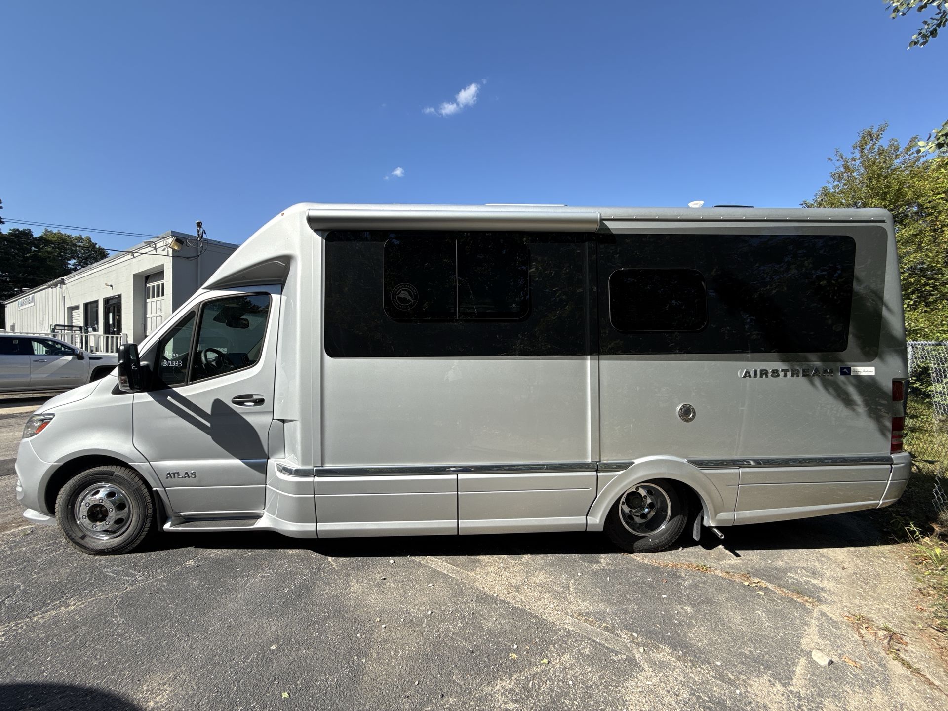 2026 Airstream Murphy Suite Base