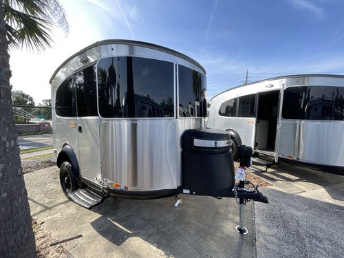 2025 Airstream 16X Base