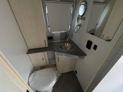 2026 Airstream 25FBQ Base