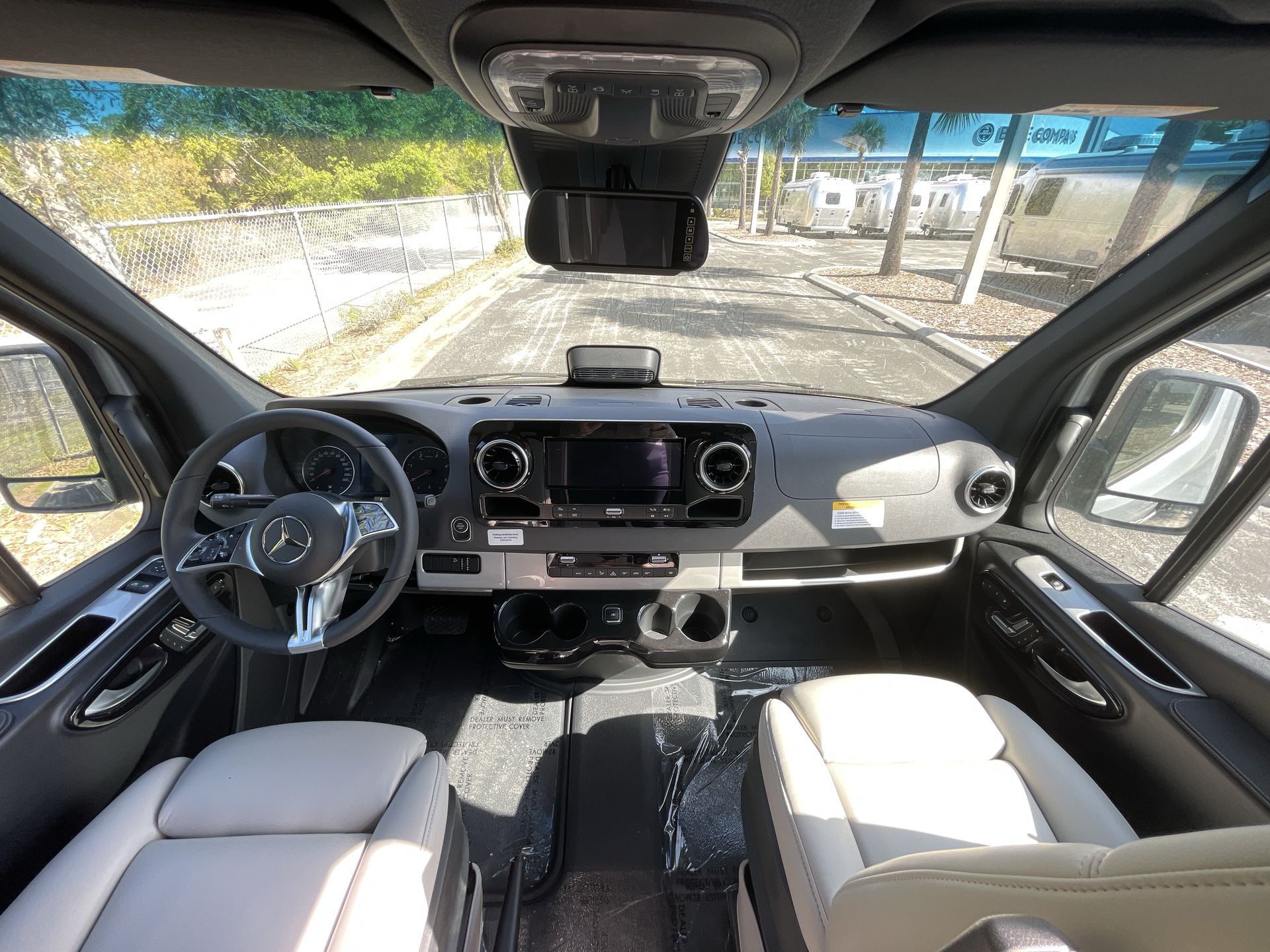 2025 Airstream 24GT Base