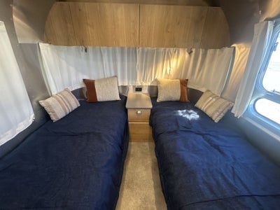 2026 Airstream 23FBT Base