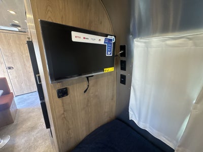 2026 Airstream 23FBT Base