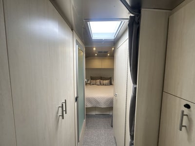 2026 Airstream 27FBQ Base